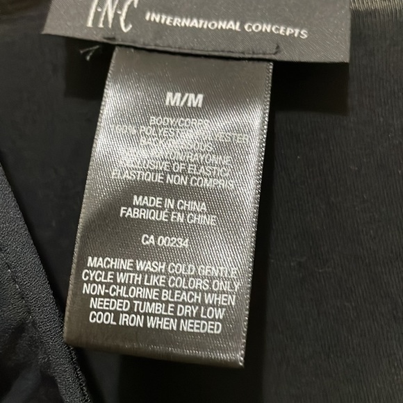 I.N.C. Black gathered blouse (sz m) - Picture 2 of 8